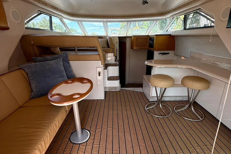 Antalya Belek 400 Sedan Bridge Yacht Rental